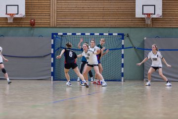Bild 191 - B-Juniorinnen SV Henstedt-Ulzburg - SG Wittorf / FT Neum�nster : Ergebnis: 19:22